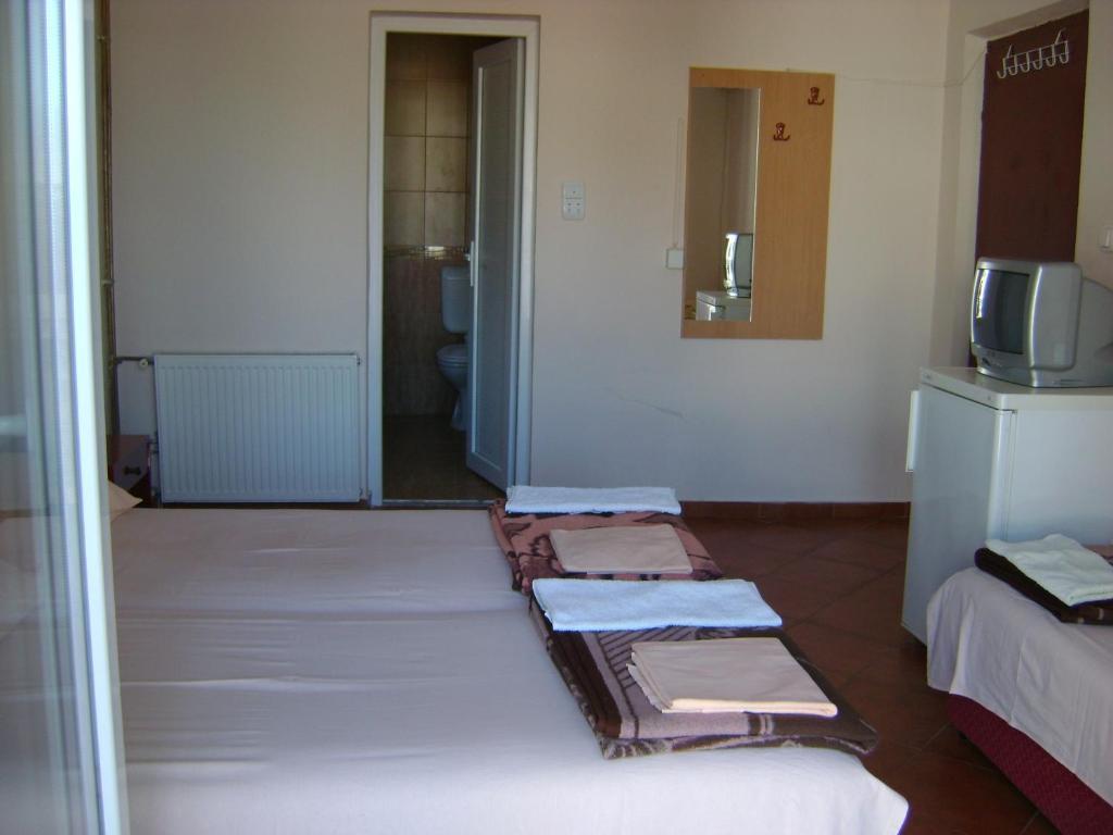 Hotel Adria بار الغرفة الصورة