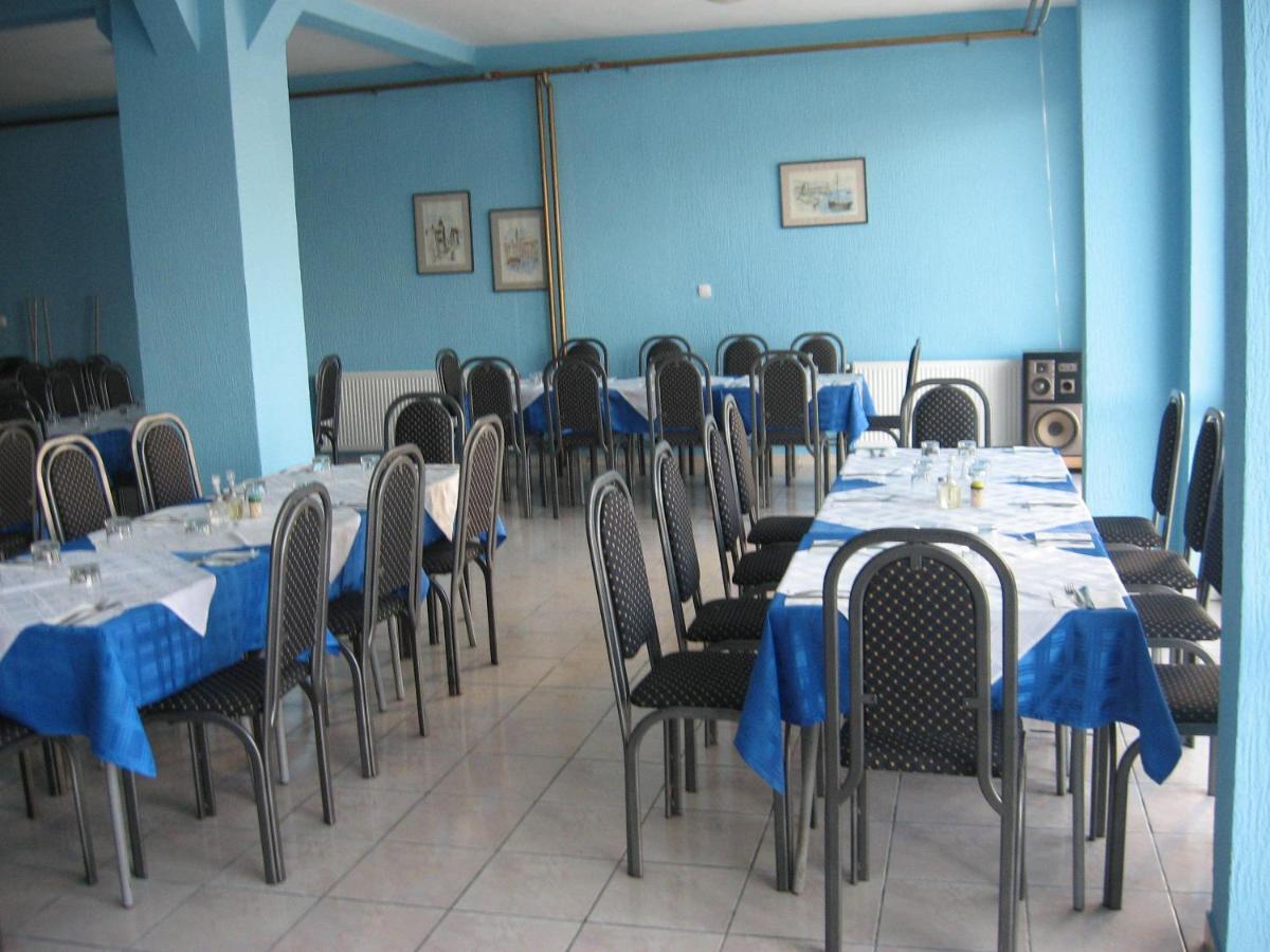 Hotel Adria بار المظهر الخارجي الصورة